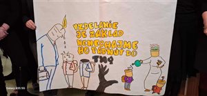 protest v ciernom 32